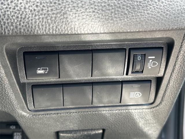 ヤリス ハイブリッドZ ドライブレコーダー バックカメラ ナビ TV クリアランスソナー オートクルーズコントロール レーンアシスト 衝突被害軽減システム アルミホイール オートマチックハイビーム オートライト(52枚目)