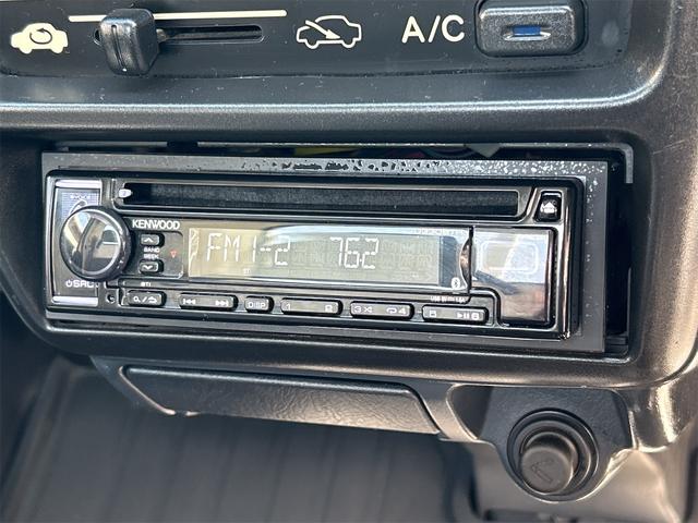 アクティトラック 　４ＷＤ　ＭＴ　エアコン　運転席エアバッグ　ＣＤ（4枚目）