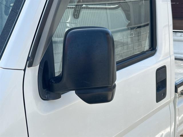 アクティトラック 　４ＷＤ　ＭＴ　エアコン　運転席エアバッグ　ＣＤ（22枚目）