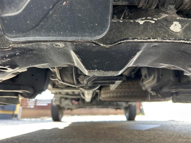 アクティトラック 　４ＷＤ　ＭＴ　エアコン　運転席エアバッグ　ＣＤ（26枚目）