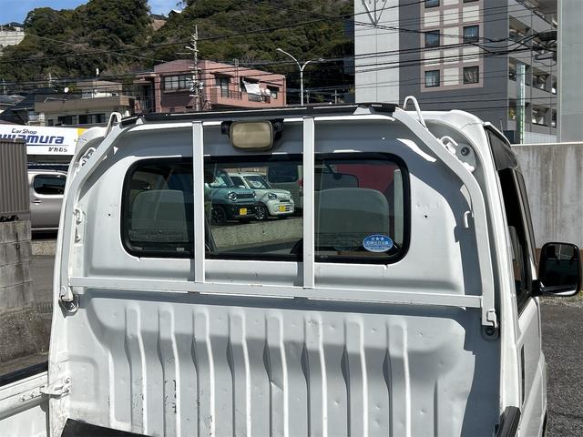 アクティトラック 　４ＷＤ　ＭＴ　エアコン　運転席エアバッグ　ＣＤ（32枚目）