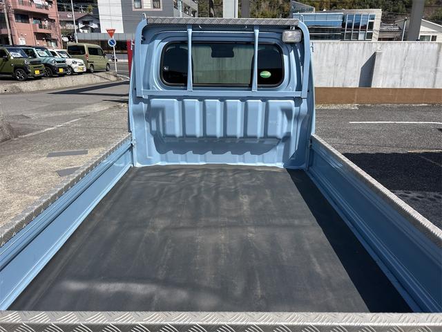 ピクシストラック 　ＡＴ　衝突被害軽減システム　ＥＳＣ　エアコン　パワーウィンドウ　運転席エアバッグ　助手席エアバッグ　ＣＤ　ＵＳＢ　ミュージックプレイヤー接続可（31枚目）