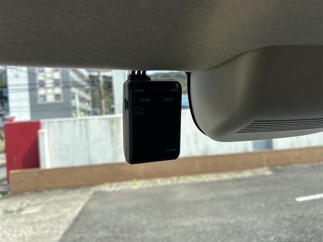 Ｎ－ＢＯＸ ベースグレード　ドライブレコーダー　バックカメラ　両側スライド・片側電動　ＴＶ　クリアランスソナー　オートクルーズコントロール　レーンアシスト　衝突被害軽減システム　オートライト　ＬＥＤヘッドランプ　スマートキー（8枚目）