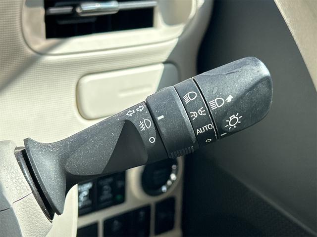 Ｘホワイトアクセントリミテッド　ＳＡＩＩＩ　全周囲カメラ　両側電動スライドドア　クリアランスソナー　衝突被害軽減システム　オートマチックハイビーム　オートライト　スマートキー　アイドリングストップ　電動格納ミラー　ベンチシート（画像11）
