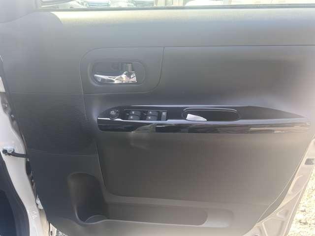 ムーヴキャンバス Ｇメイクアップリミテッド　ＳＡＩＩＩ　スマートアシスト搭載　衝突被害軽減ブレーキ　レーンアシスト　純正ナビＴＶ　ミュージックプレーヤー接続　ＥＴＣ　ドライブレコーダー　全方位カメラ　両側パワースライドドア　ＬＥＤヘッドライト　スマートキー（34枚目）