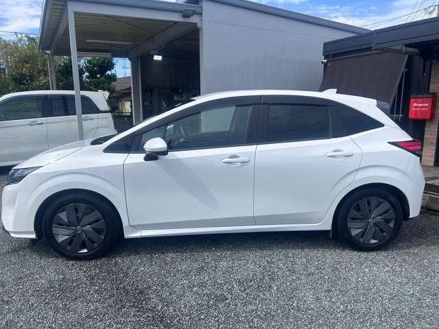 ノート Ｘ　衝突被害軽減ブレーキ　レーンアシスト　純正９インチナビＴＶ　ドライブレコーダー　ＥＴＣ　バックカメラ　スマートキー　プッシュスタート　Ｂｌｕｅｔｏｏｔｈ　ミュージックプレーヤー接続可（10枚目）