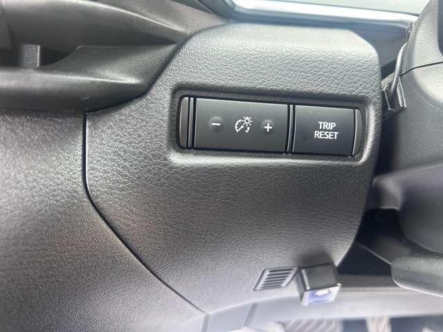 ノート Ｘ　衝突被害軽減ブレーキ　レーンアシスト　純正９インチナビＴＶ　ドライブレコーダー　ＥＴＣ　バックカメラ　スマートキー　プッシュスタート　Ｂｌｕｅｔｏｏｔｈ　ミュージックプレーヤー接続可（31枚目）