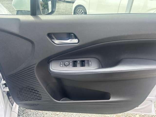 ノート Ｘ　衝突被害軽減ブレーキ　レーンアシスト　純正９インチナビＴＶ　ドライブレコーダー　ＥＴＣ　バックカメラ　スマートキー　プッシュスタート　Ｂｌｕｅｔｏｏｔｈ　ミュージックプレーヤー接続可（38枚目）