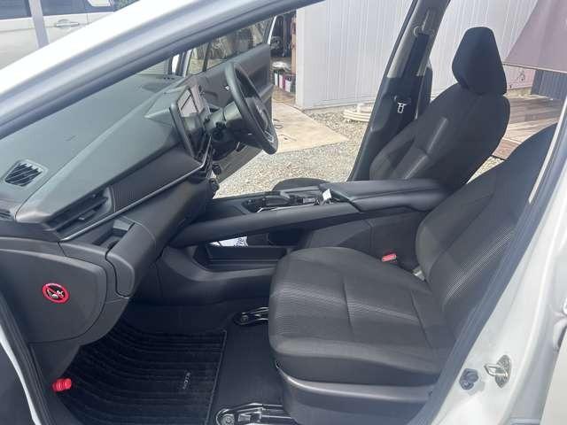 ノート Ｘ　衝突被害軽減ブレーキ　レーンアシスト　純正９インチナビＴＶ　ドライブレコーダー　ＥＴＣ　バックカメラ　スマートキー　プッシュスタート　Ｂｌｕｅｔｏｏｔｈ　ミュージックプレーヤー接続可（41枚目）