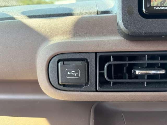 ムーヴキャンバス セオリーＧ　禁煙車　衝突被害軽減ブレーキ　レーンアシスト　純正ナビＴＶ　バックカメラ　ＤＶＤ　両側パワースライドドア　ＬＥＤヘッドライト　前席シートヒーター　スマートキー　プッシュスタート　スマートアシスト（28枚目）