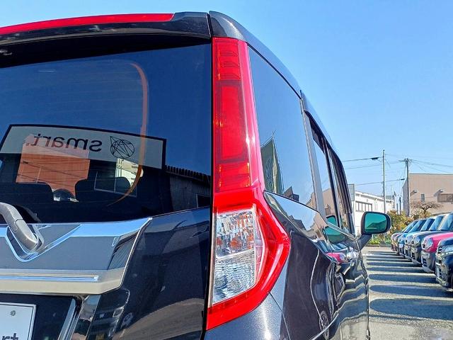 ルーミー カスタムＧ　Ｓ　純正ナビ・フルセグ・バックモニター・クルーズコントロール・プッシュスタート・アイドリングストップ・両側電動スライドドア・ＬＥＤヘッドライト・フォグランプ・衝突安全ボディー・禁煙車（47枚目）