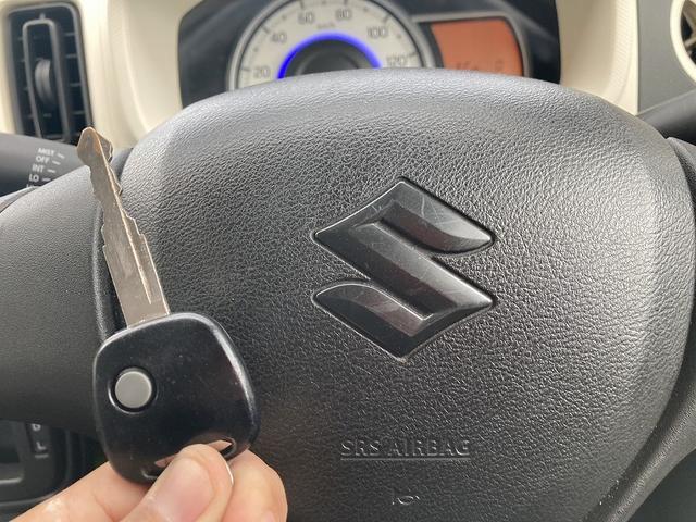 アルト Ｌ　ＣＶＴ　エネチャージ　エコクール　ＥＴＣ　キーレス　シートヒーター　純正ＣＤ　アクセサリーソケット　アイドリングストップ　横滑り防止　ヘッドライトレベライザー　サイドバイザー　セキュリティアラーム（17枚目）