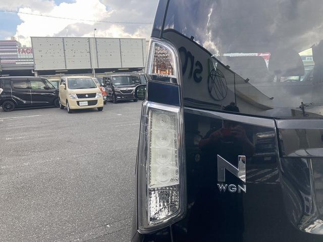 Ｎ－ＷＧＮ Ｇ　社外ナビ　地デジ　スマートキー　プッシュスタート　横滑防止　ヘッドライトレベライザー　プライバシーガラス　セキュリティアラーム　バニティミラー　アームレスト　アクセサリーソケット　マットバイザー（40枚目）
