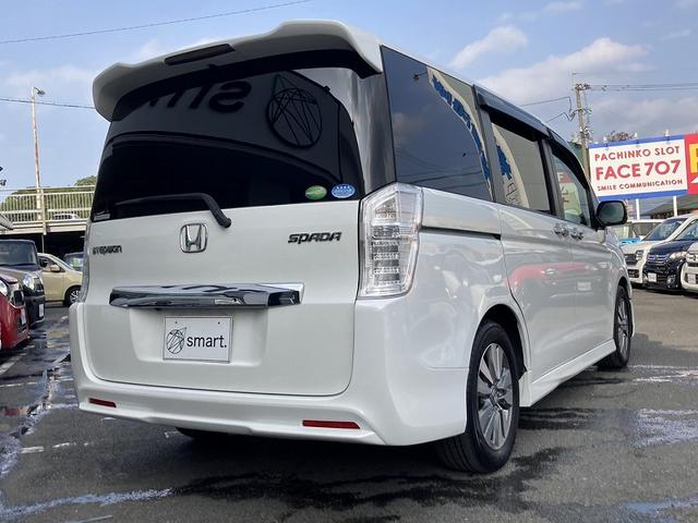 ステップワゴンスパーダ Ｚ　両側パワースライドドア　純正９インチナビ　フルセグ　ＤＶＤ再生バックカメラ　ＥＴＣ　前後ドライブレコーダー　ＨＩＤヘッドライト　フォグ　スマートキー　横滑防止　パドルシフト　プライバシーガラス（10枚目）