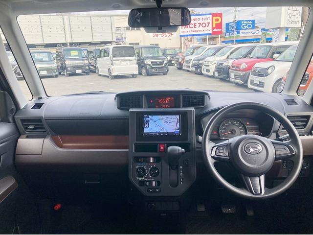 トール Ｘ　ＳＡＩＩＩ　衝突軽減　ハイビームアシスト　横滑防止　アイドリングストップ　コーナーセンサー　社外ナビ　Ｂｌｕｅｔｏｏｔｈ　バックカメラ　スマートキー　プッシュスタート　ヘッドライトレベライザー　プライバシーガラス（11枚目）