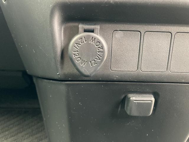 トール Ｘ　ＳＡＩＩＩ　衝突軽減　ハイビームアシスト　横滑防止　アイドリングストップ　コーナーセンサー　社外ナビ　Ｂｌｕｅｔｏｏｔｈ　バックカメラ　スマートキー　プッシュスタート　ヘッドライトレベライザー　プライバシーガラス（24枚目）