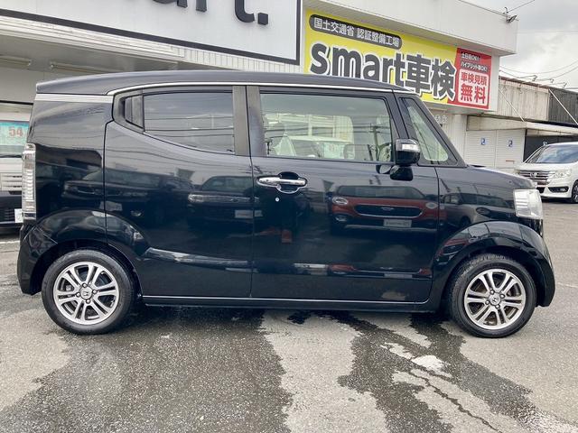 Ｎ－ＢＯＸスラッシュ Ｇ・Ｌパッケージ　純正ナビ　フルセグ　ＤＶＤ再生　Ｂｌｕｅｔｏｏｔｈ　バックカメラ　スマートキー　プッシュスタート　電子パーキング　社外ＬＥＤヘッドライト　ＥＴＣ　横滑防止　ヘッドライトレベライザー　純正アルミ（7枚目）