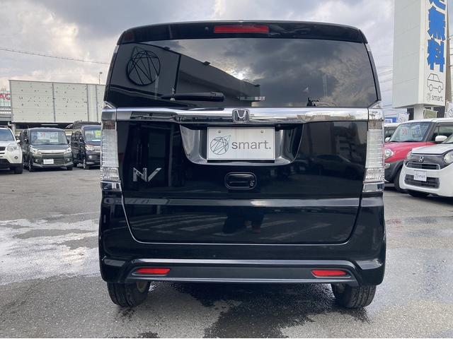 Ｎ－ＢＯＸスラッシュ Ｇ・Ｌパッケージ　純正ナビ　フルセグ　ＤＶＤ再生　Ｂｌｕｅｔｏｏｔｈ　バックカメラ　スマートキー　プッシュスタート　電子パーキング　社外ＬＥＤヘッドライト　ＥＴＣ　横滑防止　ヘッドライトレベライザー　純正アルミ（9枚目）