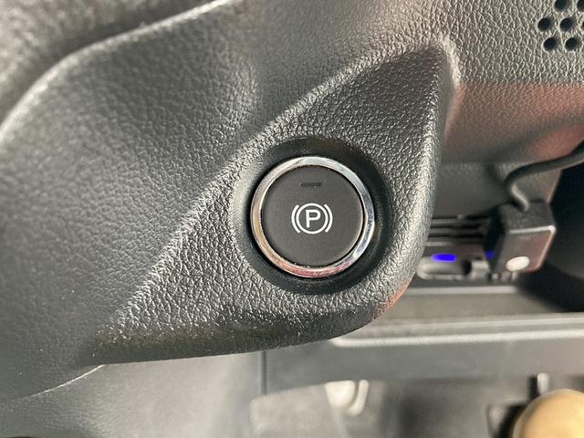 Ｎ－ＢＯＸスラッシュ Ｇ・Ｌパッケージ　純正ナビ　フルセグ　ＤＶＤ再生　Ｂｌｕｅｔｏｏｔｈ　バックカメラ　スマートキー　プッシュスタート　電子パーキング　社外ＬＥＤヘッドライト　ＥＴＣ　横滑防止　ヘッドライトレベライザー　純正アルミ（24枚目）