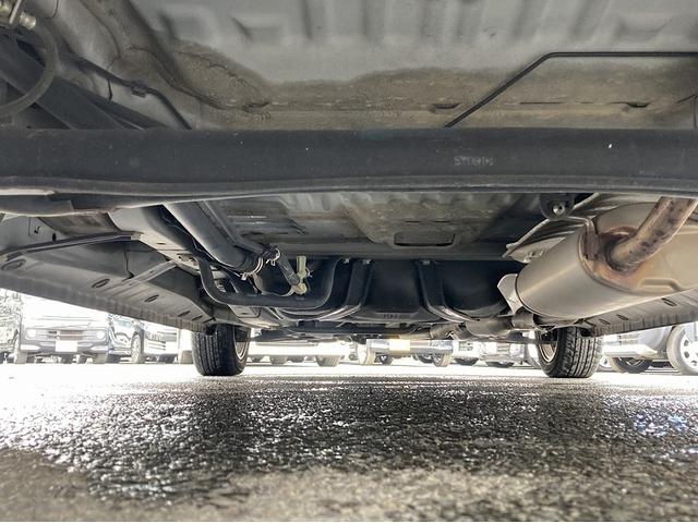 Ｎ－ＢＯＸスラッシュ Ｇ・Ｌパッケージ　純正ナビ　フルセグ　ＤＶＤ再生　Ｂｌｕｅｔｏｏｔｈ　バックカメラ　スマートキー　プッシュスタート　電子パーキング　社外ＬＥＤヘッドライト　ＥＴＣ　横滑防止　ヘッドライトレベライザー　純正アルミ（44枚目）