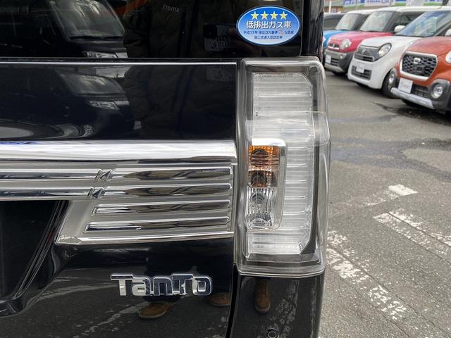 タント カスタムＸ　トップエディションＳＡＩＩ　衝突軽減　パワースライドドア　純正ナビ　フルセグ　ＤＶＤ再生　Ｂｌｕｅｔｏｏｔｈ　バックカメラ　ハーフレザーシート　横滑り防止　アイドリングストップ　ＬＥＤヘッドライト　フォグ　プライバシーガラス（42枚目）