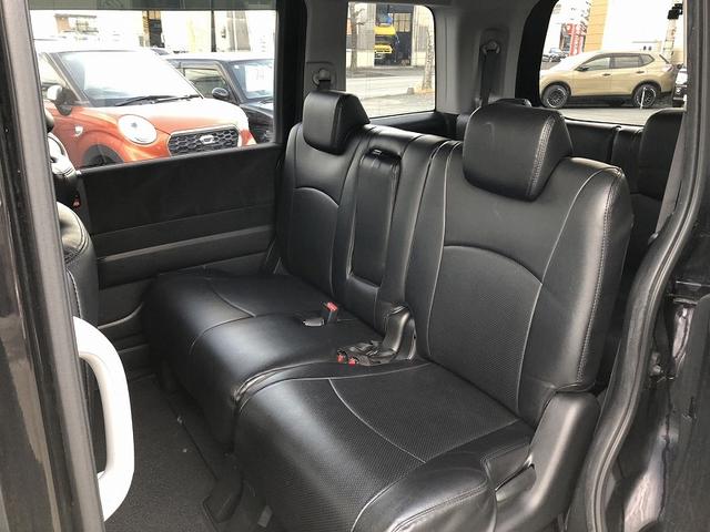 ステップワゴンスパーダ S パワースライドドア 社外ナビ フルセグ DVD再生 Bluetooth バックカメラ ビルトインETC ドライブレコーダー HIDヘッドライト フォグ オートライト フロアマット サイドバイザー(15枚目)