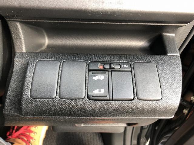 ステップワゴンスパーダ S パワースライドドア 社外ナビ フルセグ DVD再生 Bluetooth バックカメラ ビルトインETC ドライブレコーダー HIDヘッドライト フォグ オートライト フロアマット サイドバイザー(24枚目)