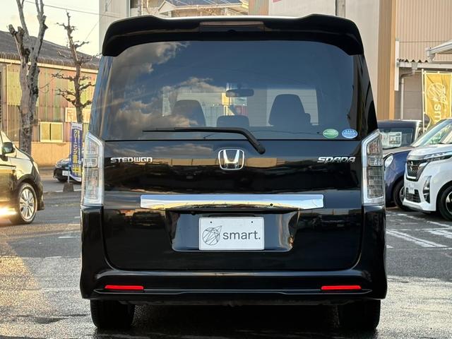 ステップワゴンスパーダ 　後期　９型ナビ　フルセグ／ＢＴ　両側電スラ　Ｂカメラ　ＥＴＣ　社外１８ＡＷ　Ｐシフト　クルコン　ステリモＨＩＤライト　Ａライト　フォグ　Ａストップ　スマートキー　Ｐガラス　シートリフター　ＴＲＣ（8枚目）