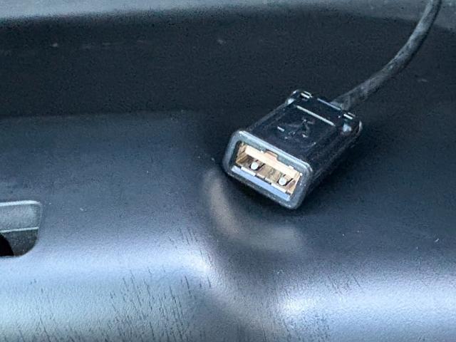 ステップワゴンスパーダ 　後期　９型ナビ　フルセグ／ＢＴ　両側電スラ　Ｂカメラ　ＥＴＣ　社外１８ＡＷ　Ｐシフト　クルコン　ステリモＨＩＤライト　Ａライト　フォグ　Ａストップ　スマートキー　Ｐガラス　シートリフター　ＴＲＣ（26枚目）