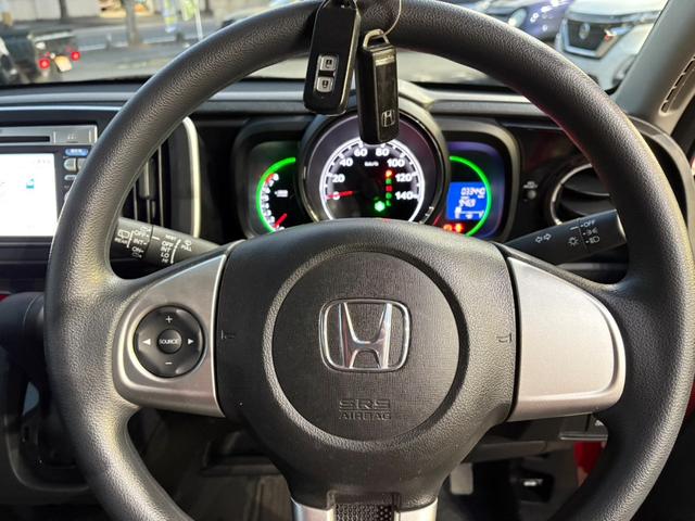 N-ONE ツアラー 艶消し全塗装 ターボ 純正ナビ 地デジ DVD再生 バックカメラ スマートキー プッシュスタート HIDヘッドライト 横滑り防止 プライバシーガラス セキュリティアラーム リアワイパー フロアマット(23枚目)