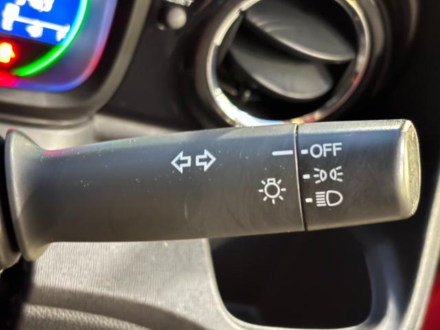 N-ONE ツアラー 艶消し全塗装 ターボ 純正ナビ 地デジ DVD再生 バックカメラ スマートキー プッシュスタート HIDヘッドライト 横滑り防止 プライバシーガラス セキュリティアラーム リアワイパー フロアマット(26枚目)