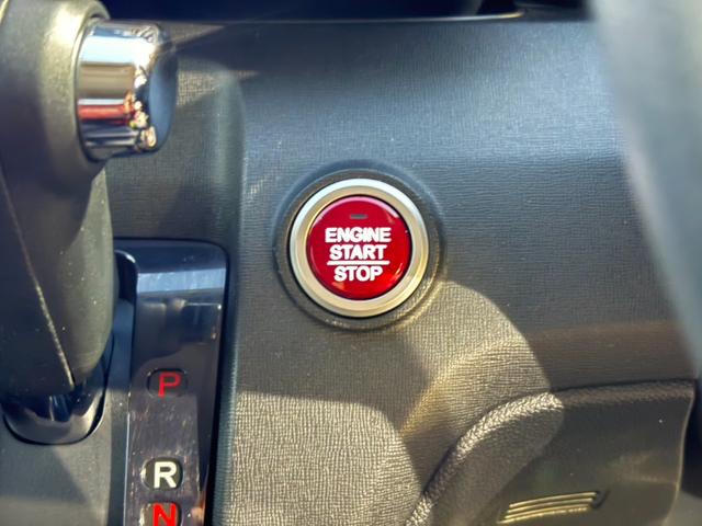 N-ONE ツアラー 艶消し全塗装 ターボ 純正ナビ 地デジ DVD再生 バックカメラ スマートキー プッシュスタート HIDヘッドライト 横滑り防止 プライバシーガラス セキュリティアラーム リアワイパー フロアマット(28枚目)