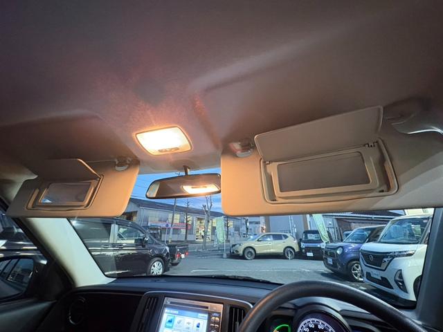 N-ONE ツアラー 艶消し全塗装 ターボ 純正ナビ 地デジ DVD再生 バックカメラ スマートキー プッシュスタート HIDヘッドライト 横滑り防止 プライバシーガラス セキュリティアラーム リアワイパー フロアマット(29枚目)