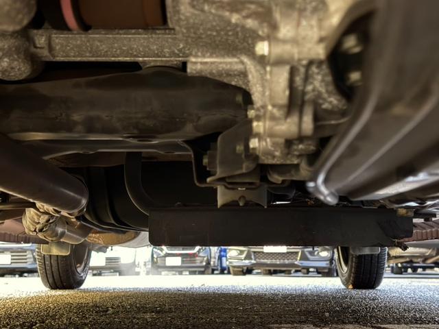 N-ONE ツアラー 艶消し全塗装 ターボ 純正ナビ 地デジ DVD再生 バックカメラ スマートキー プッシュスタート HIDヘッドライト 横滑り防止 プライバシーガラス セキュリティアラーム リアワイパー フロアマット(44枚目)