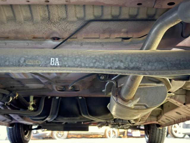 N-ONE ツアラー 艶消し全塗装 ターボ 純正ナビ 地デジ DVD再生 バックカメラ スマートキー プッシュスタート HIDヘッドライト 横滑り防止 プライバシーガラス セキュリティアラーム リアワイパー フロアマット(45枚目)