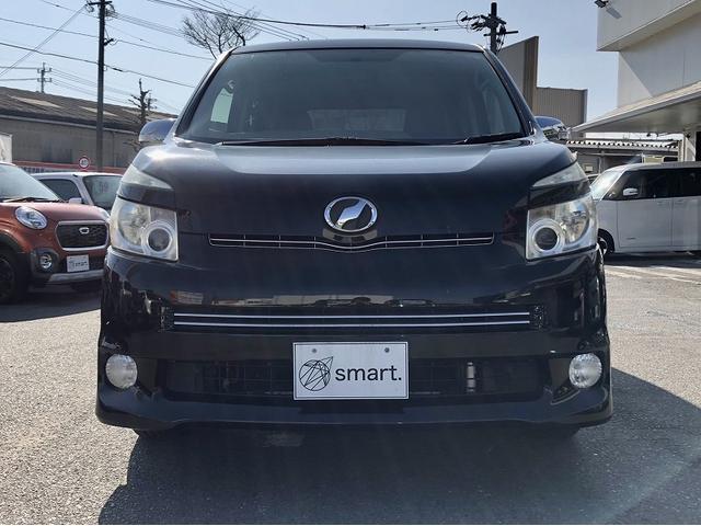 ヴォクシー ＺＳ　煌ＩＩ　両側電動スライドドア　純正ナビ　純正フリップダウンモニター　パドルシフト　ビルトインＥＴＣ　ドライブレコーダー　スマートキー　プッシュスタート　ＨＩＤヘッドライト　フォグランプ　プライバシーガラス（4枚目）