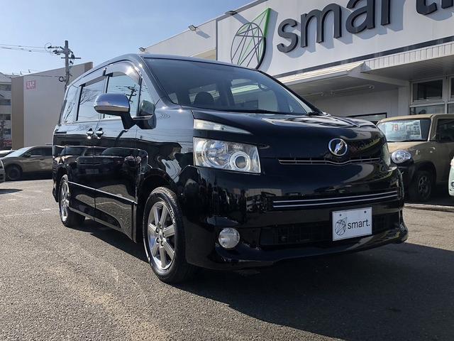 ヴォクシー ＺＳ　煌ＩＩ　両側電動スライドドア　純正ナビ　純正フリップダウンモニター　パドルシフト　ビルトインＥＴＣ　ドライブレコーダー　スマートキー　プッシュスタート　ＨＩＤヘッドライト　フォグランプ　プライバシーガラス（5枚目）