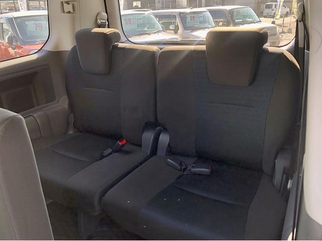 ヴォクシー ＺＳ　煌ＩＩ　両側電動スライドドア　純正ナビ　純正フリップダウンモニター　パドルシフト　ビルトインＥＴＣ　ドライブレコーダー　スマートキー　プッシュスタート　ＨＩＤヘッドライト　フォグランプ　プライバシーガラス（16枚目）