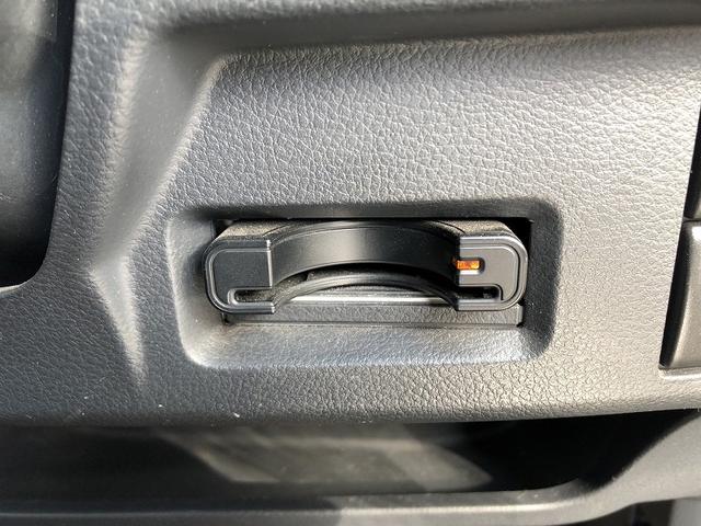 スペーシアカスタム ＧＳ　両側スライド　スマートキー　プッシュスタート　アイドリングストップ　社外ナビ　地デジ　ＤＶＤ再生　Ｂｌｕｅｔｏｏｔｈ　ＨＩＤライト　フォグ　ＥＴＣ　マットバイザー　プライバシーガラス　セキュリティ（21枚目）