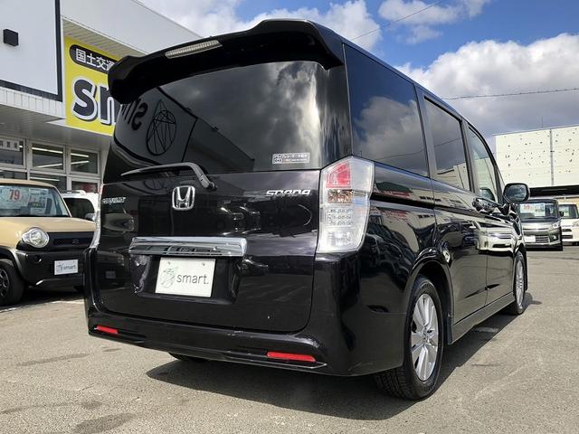 ステップワゴンスパーダ Ｓ　両側電動スライドドア　純正ナビ　フルセグ　ＤＶＤ再生　ビルトインＥＴＣ　フリップダウンモニター　スマートキー　ドライブレコーダー　パドルシフト　ＨＩＤヘッドライト　フォグランプ　純正アルミ（10枚目）