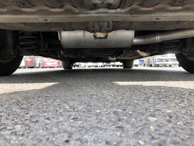 ステップワゴンスパーダ Ｓ　両側電動スライドドア　純正ナビ　フルセグ　ＤＶＤ再生　ビルトインＥＴＣ　フリップダウンモニター　スマートキー　ドライブレコーダー　パドルシフト　ＨＩＤヘッドライト　フォグランプ　純正アルミ（49枚目）