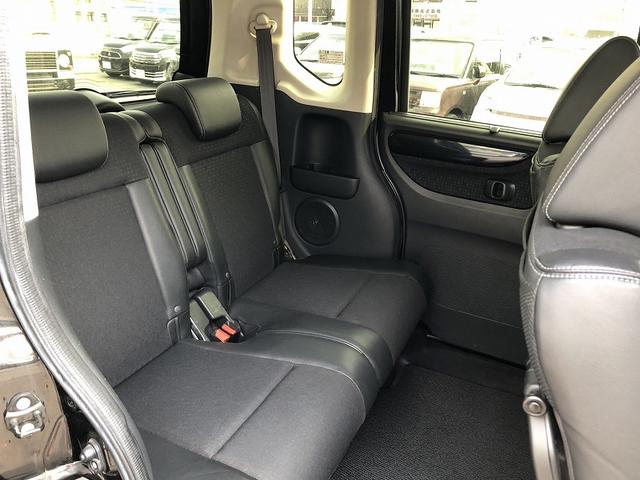 N-BOXカスタム G ターボSSパッケージ 衝突軽減 両側パワースライドドア 純正ナビ フルセグ DVD Bluetooth バックカメラ シートヒーター ビルトインETC 社外アルミ シートバックテーブル リアロールシェード マットバイザー(14枚目)