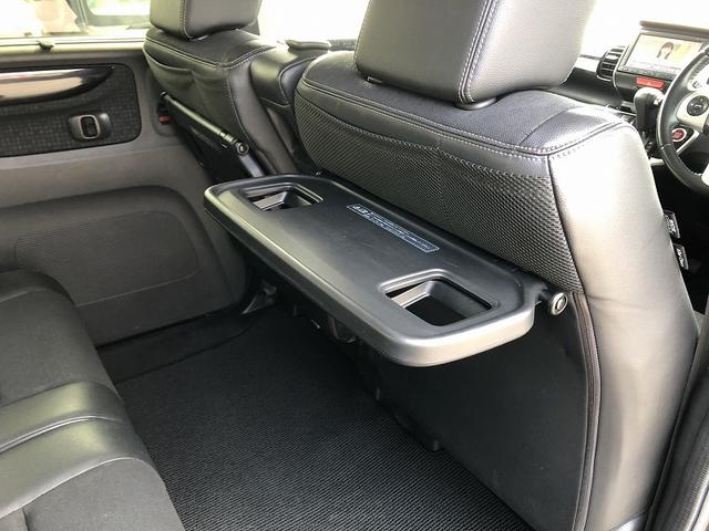 N-BOXカスタム G ターボSSパッケージ 衝突軽減 両側パワースライドドア 純正ナビ フルセグ DVD Bluetooth バックカメラ シートヒーター ビルトインETC 社外アルミ シートバックテーブル リアロールシェード マットバイザー(30枚目)