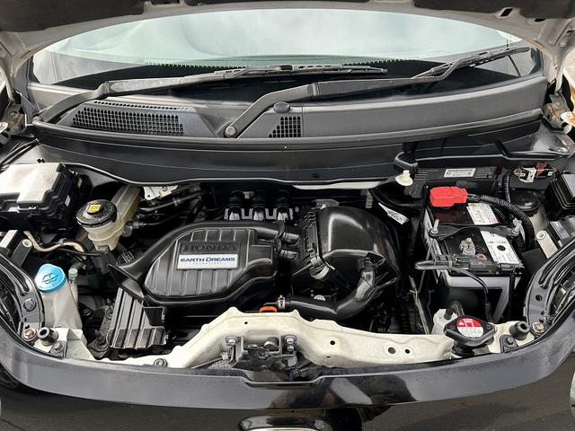 N-ONE G・Lパッケージ 社外ナビ フルセグ DVD再生 Bluetooth 前後ドラレコ ETC スマートキー プッシュスタート HIDヘッドライト オートライト プライバシーガラス セキュリティアラーム フロアマット(41枚目)