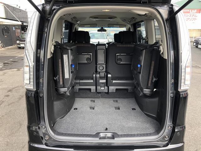 セレナ ハイウェイスターＧ　Ｓ－ＨＶアドバンスドセーフティ　純正フリップダウン　純正ナビ　フルセグ　ＤＶＤ再生　Ｂｌｕｅｔｏｏｔｈ　全方位カメラ　ＥＴＣ　エマージェンシーブレーキ　両側パワースライドドア　車線逸脱警報　クルーズコントロール　シートバックテーブル（18枚目）