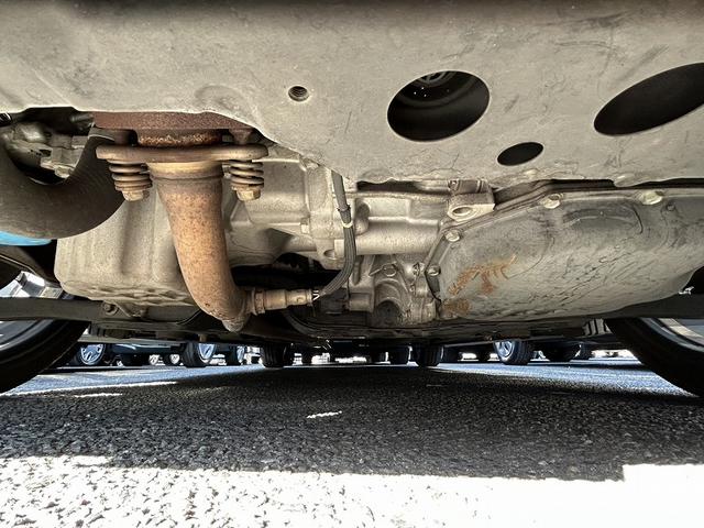 スペーシアカスタムＺ ターボ　ターボ　衝突軽減　車線逸脱警報　純正ナビ　フルセグ　ＤＶＤ再生　Ｂｌｕｅｔｏｏｔｈ　全方位カメラ　ドラレコ　ＥＴＣ　パワースライドドア　社外アルミ　シートヒーター　クルーズコントロール　ＨＩＤ　フォグ（52枚目）