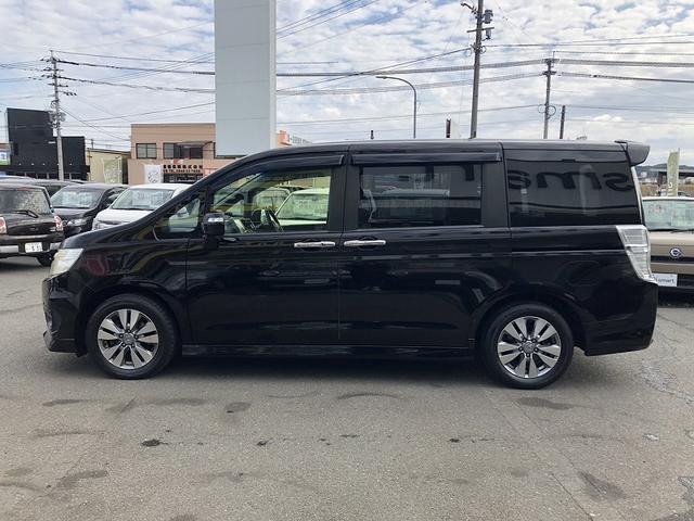 ステップワゴンスパーダ Ｚ　両側電動スライドドア　純正９型ナビ　フルセグ　Ｂｌｕｅｔｏｏｔｈ対応　バックカメラ　純正ＡＷ　ＨＩＤヘッドライト　オートライト　クルーズコントロール　スマートキー　プライバシーガラス　セキュリティ（6枚目）