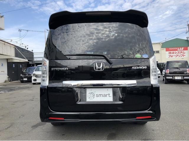 ステップワゴンスパーダ Ｚ　両側電動スライドドア　純正９型ナビ　フルセグ　Ｂｌｕｅｔｏｏｔｈ対応　バックカメラ　純正ＡＷ　ＨＩＤヘッドライト　オートライト　クルーズコントロール　スマートキー　プライバシーガラス　セキュリティ（9枚目）