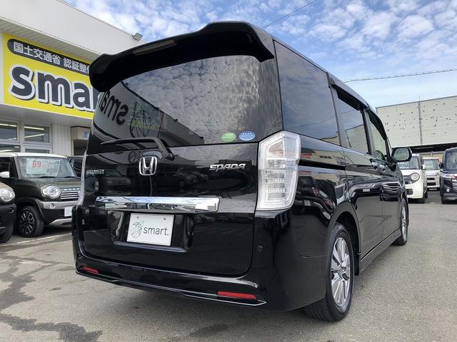 ステップワゴンスパーダ Ｚ　両側電動スライドドア　純正９型ナビ　フルセグ　Ｂｌｕｅｔｏｏｔｈ対応　バックカメラ　純正ＡＷ　ＨＩＤヘッドライト　オートライト　クルーズコントロール　スマートキー　プライバシーガラス　セキュリティ（10枚目）