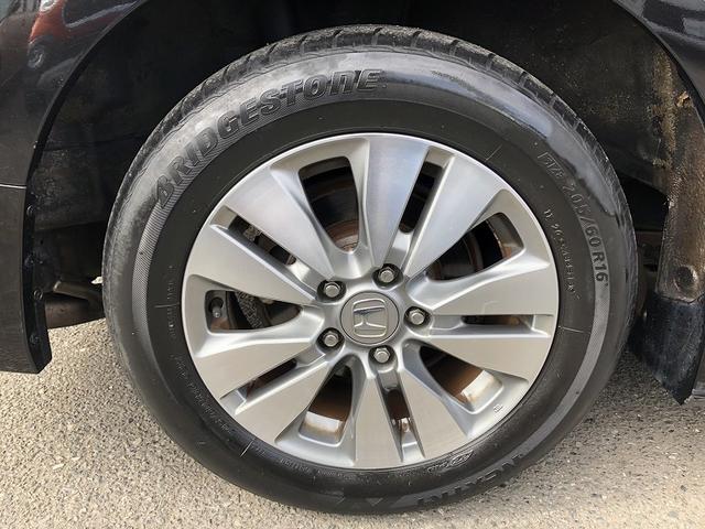 ステップワゴンスパーダ Ｚ　両側電動スライドドア　純正９型ナビ　フルセグ　Ｂｌｕｅｔｏｏｔｈ対応　バックカメラ　純正ＡＷ　ＨＩＤヘッドライト　オートライト　クルーズコントロール　スマートキー　プライバシーガラス　セキュリティ（36枚目）